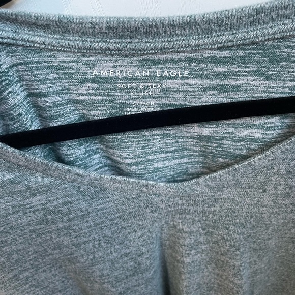 American Eagle sweater - Picture 4 of 5